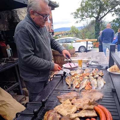 Etyek-Sonkamester-Esküvői-DJ-szolgáltatás-09 Etyek-Sonkamester-Esküvői-DJ-szolgáltatás-09